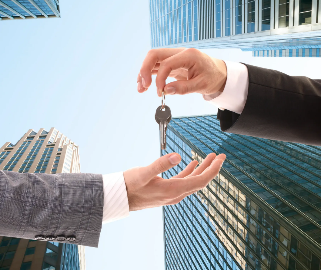Team coordinating long-term residential property management processes